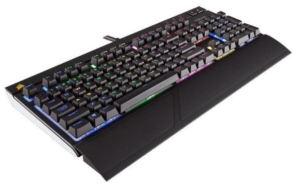 Отзывы Corsair STRAFE RGB Cherry MX Silent Black USB