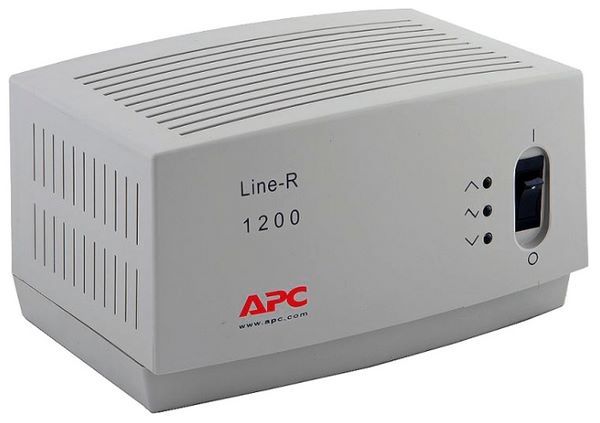 Отзывы APC by Schneider Electric Line-R LE1200-RS