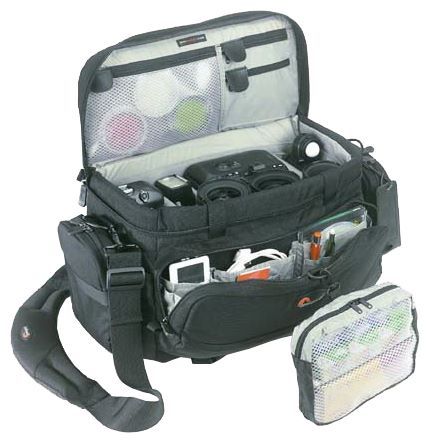 Отзывы Lowepro Magnum AW