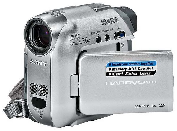 Отзывы Sony DCR-HC32E